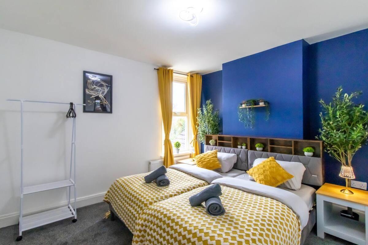 Open Mind Property - Luxury House & Free Parking Portsmouth Eksteriør billede